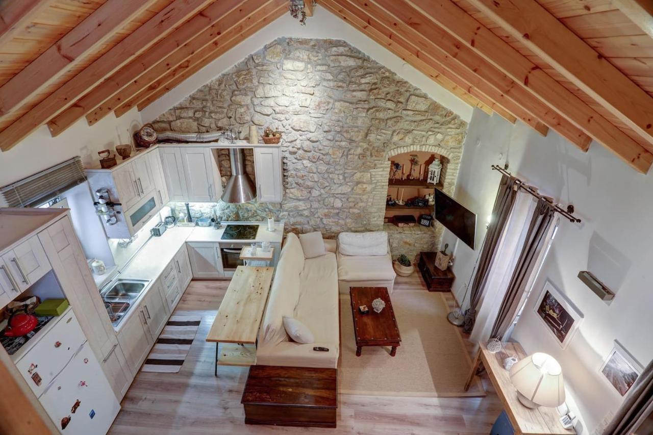 Luminous 2Bd Stone Apt In The Alleys Of Corfu Town Eksteriør billede
