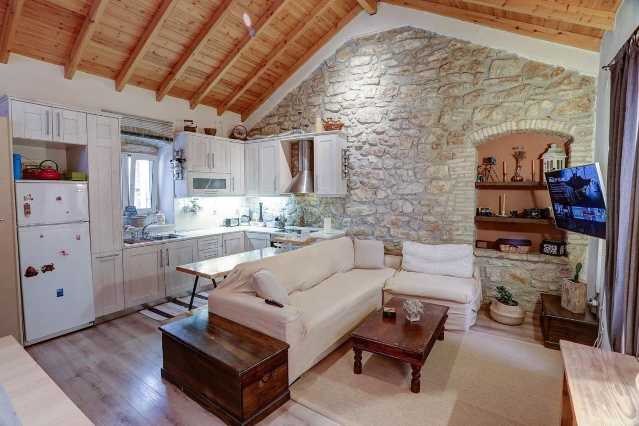 Luminous 2Bd Stone Apt In The Alleys Of Corfu Town Eksteriør billede